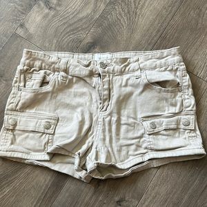 Lightly worn Celebrity Pink Khaki Shorts. Size 9/29